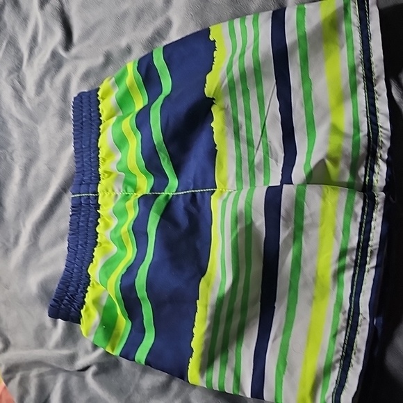 L blue Green Stripes Swimshorts size 2t - Picture 3 of 6